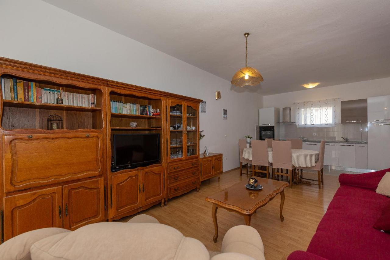 Apartments Tolic Biograd Na Moru Luaran gambar