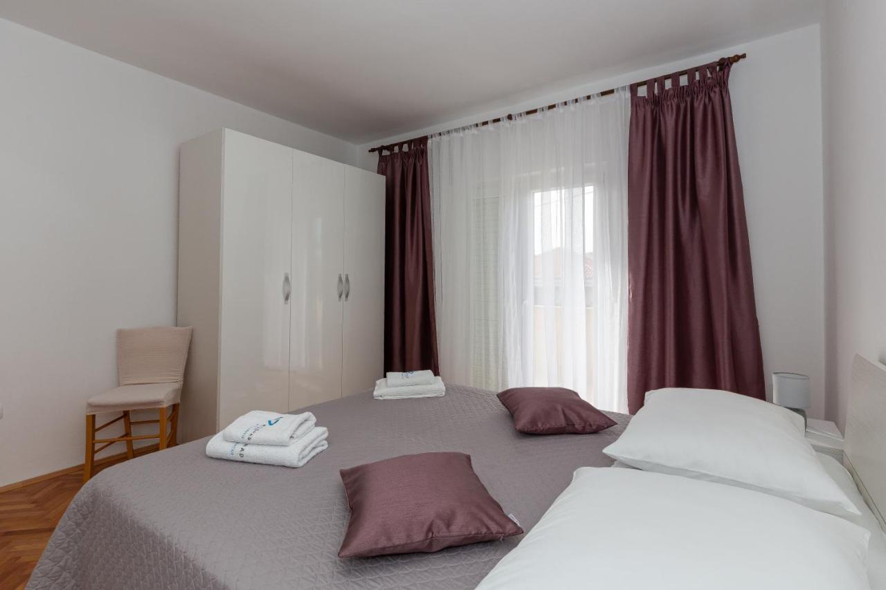 Apartments Tolic Biograd Na Moru Luaran gambar