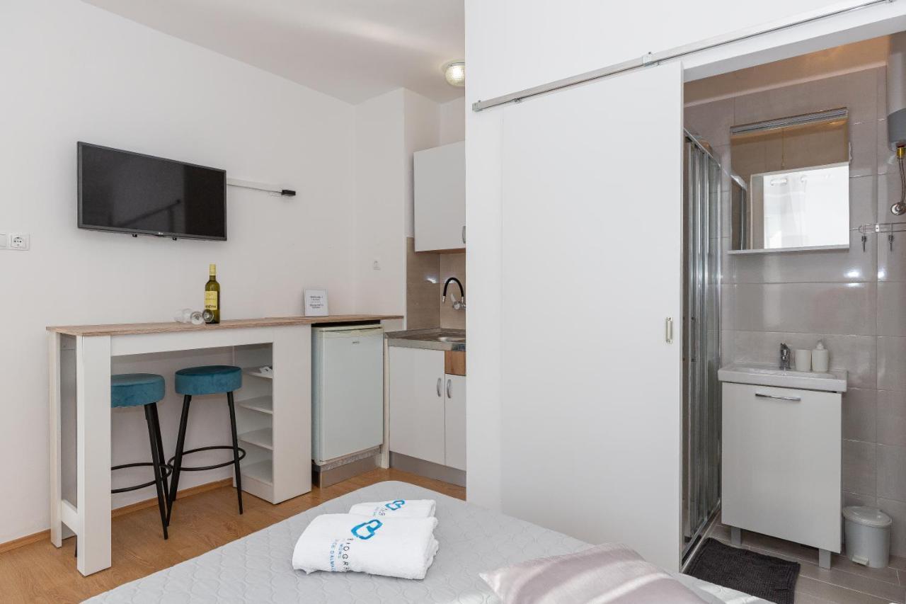 Apartments Tolic Biograd Na Moru Luaran gambar