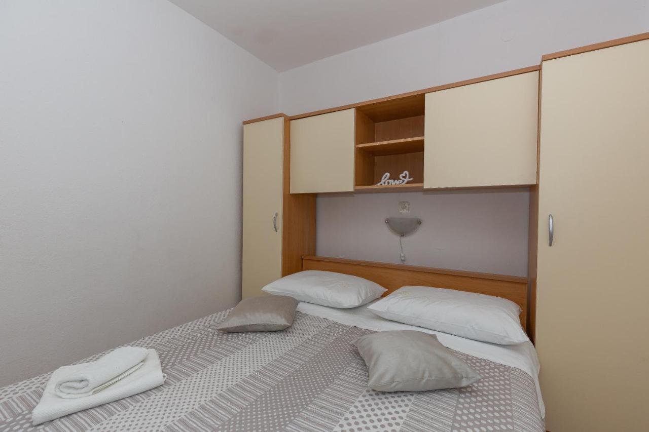 Apartments Tolic Biograd Na Moru Luaran gambar