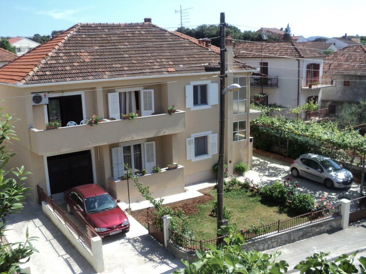 Apartments Tolic Biograd Na Moru Luaran gambar