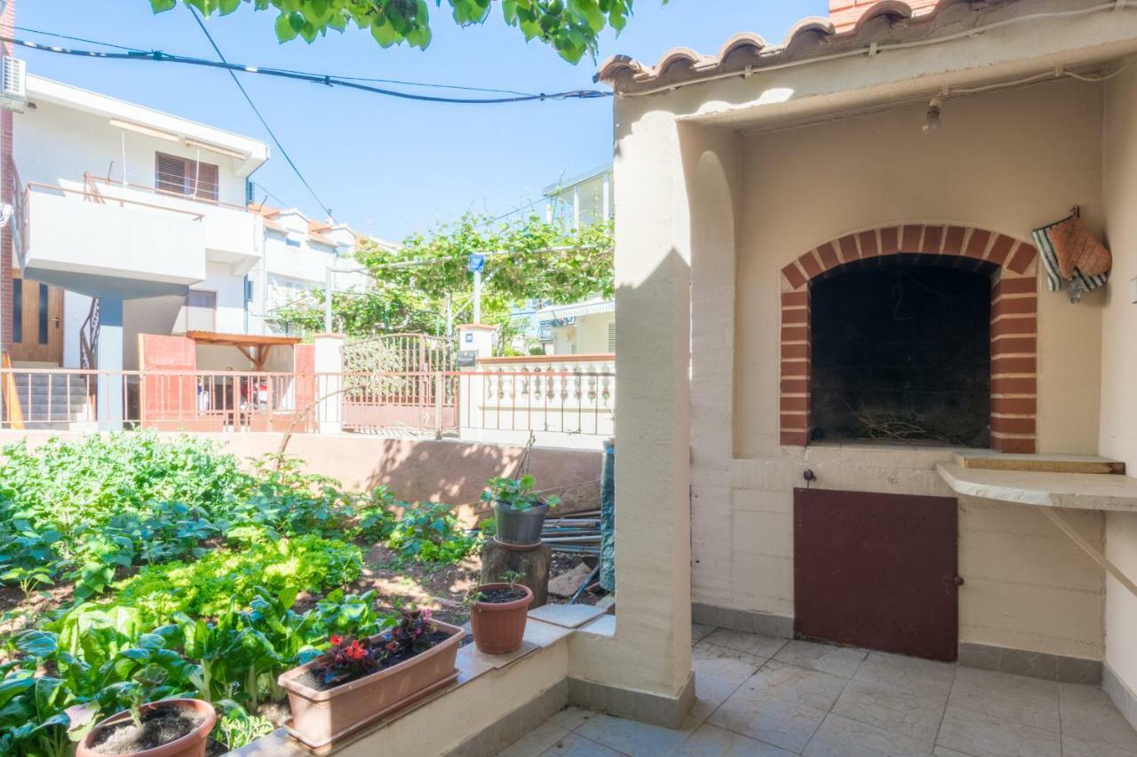 Apartments Tolic Biograd Na Moru Luaran gambar